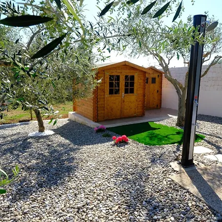 Tenuta Con Due Abitazioni Indipendenti * Martina Franca