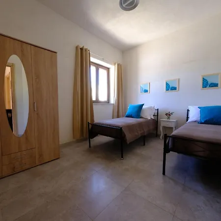 Tenuta Con Due Abitazioni Indipendenti Martina Franca