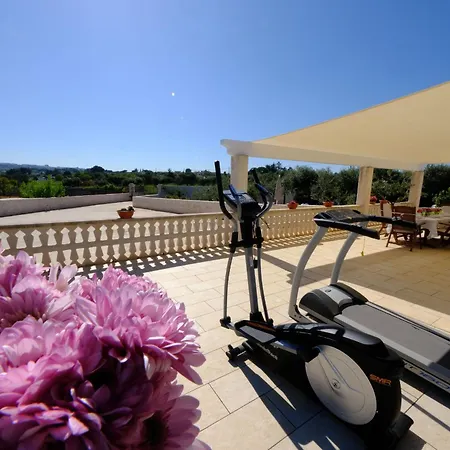 Tenuta Con Due Abitazioni Indipendenti * Martina Franca
